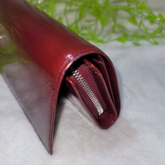 Authentic Cartier Burgundy Patent Leather Happy Birthday Continental Wallet - Picture 6 of 16